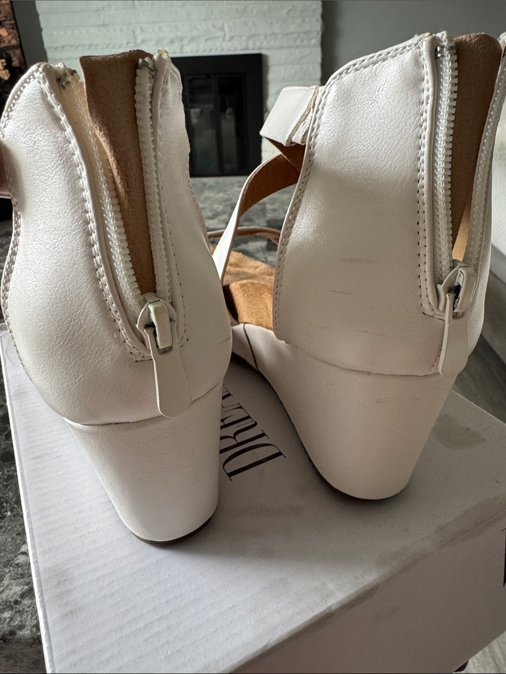 DREAM PAIRS White Strappy Open Toe Buckle Ankle Platform Wedge Sandals 8.5 - Picture 8 of 9